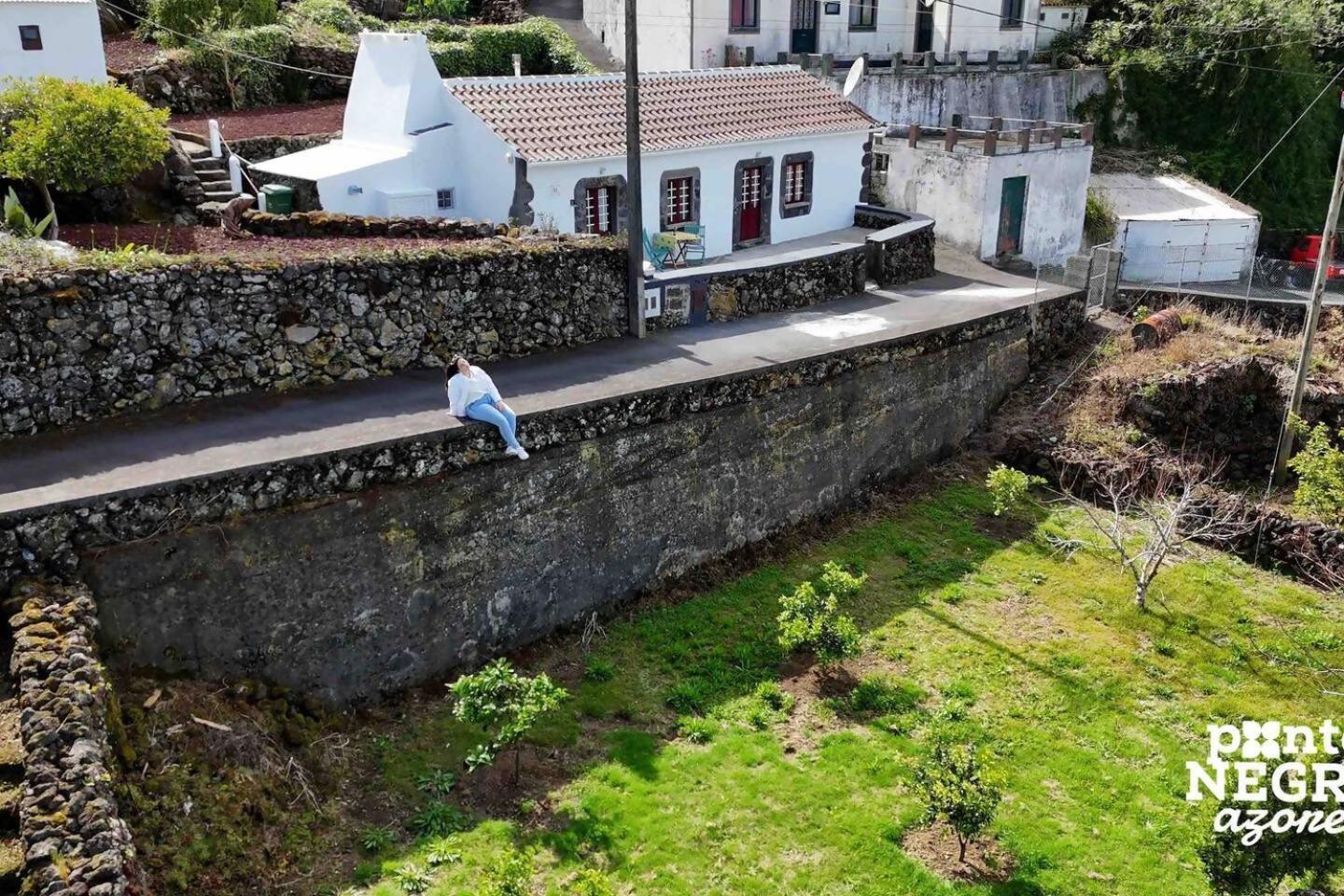 Charming Country House By Ponta Negra Azores Altares Exterior foto